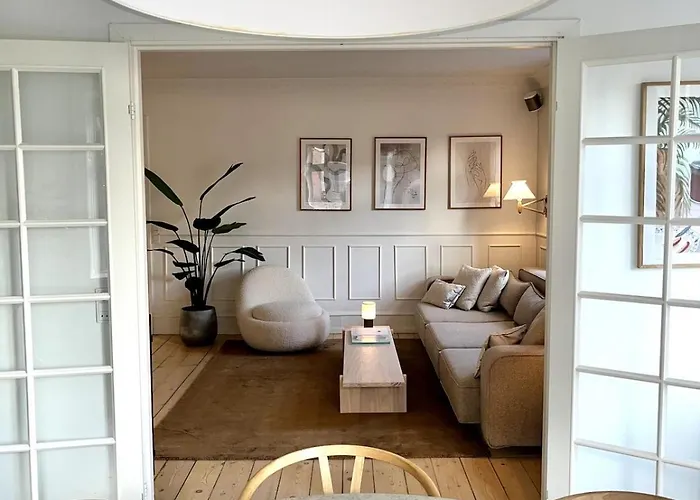 90M2 Luxury Flat In Central Copenhagen