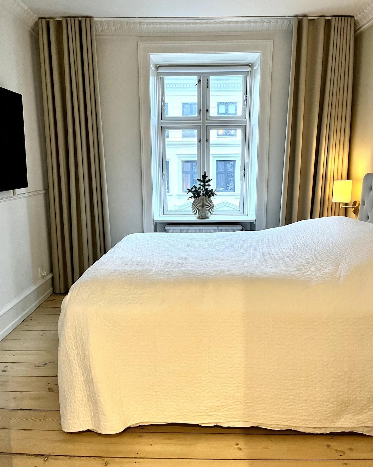 90m2 Luxury Flat In Lejlighed